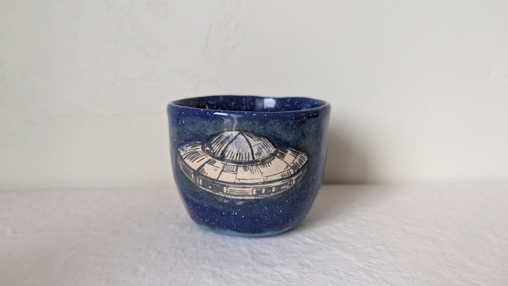 Petit pot "UFO 2"