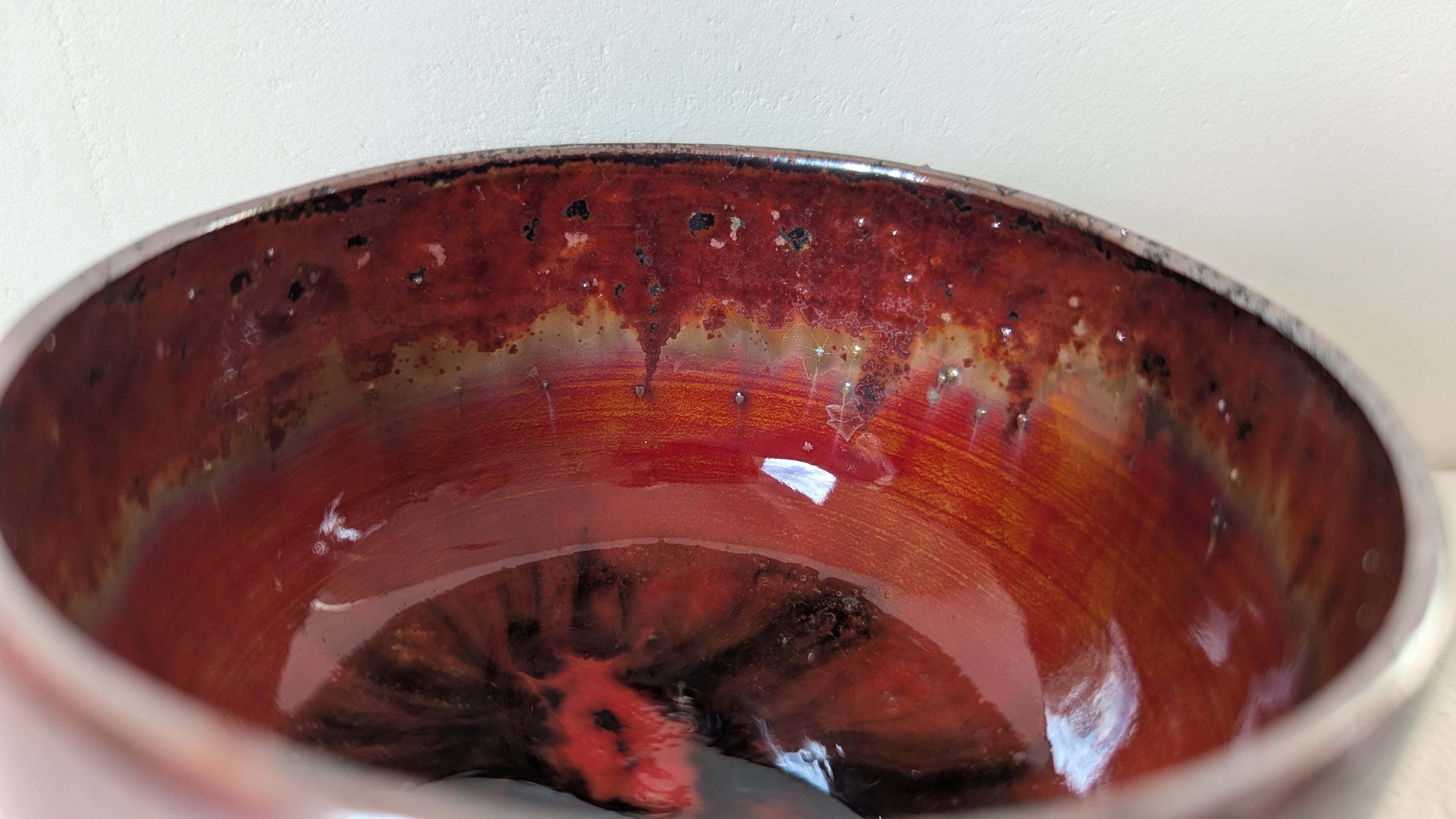 Petite coupelle rouge métallisée