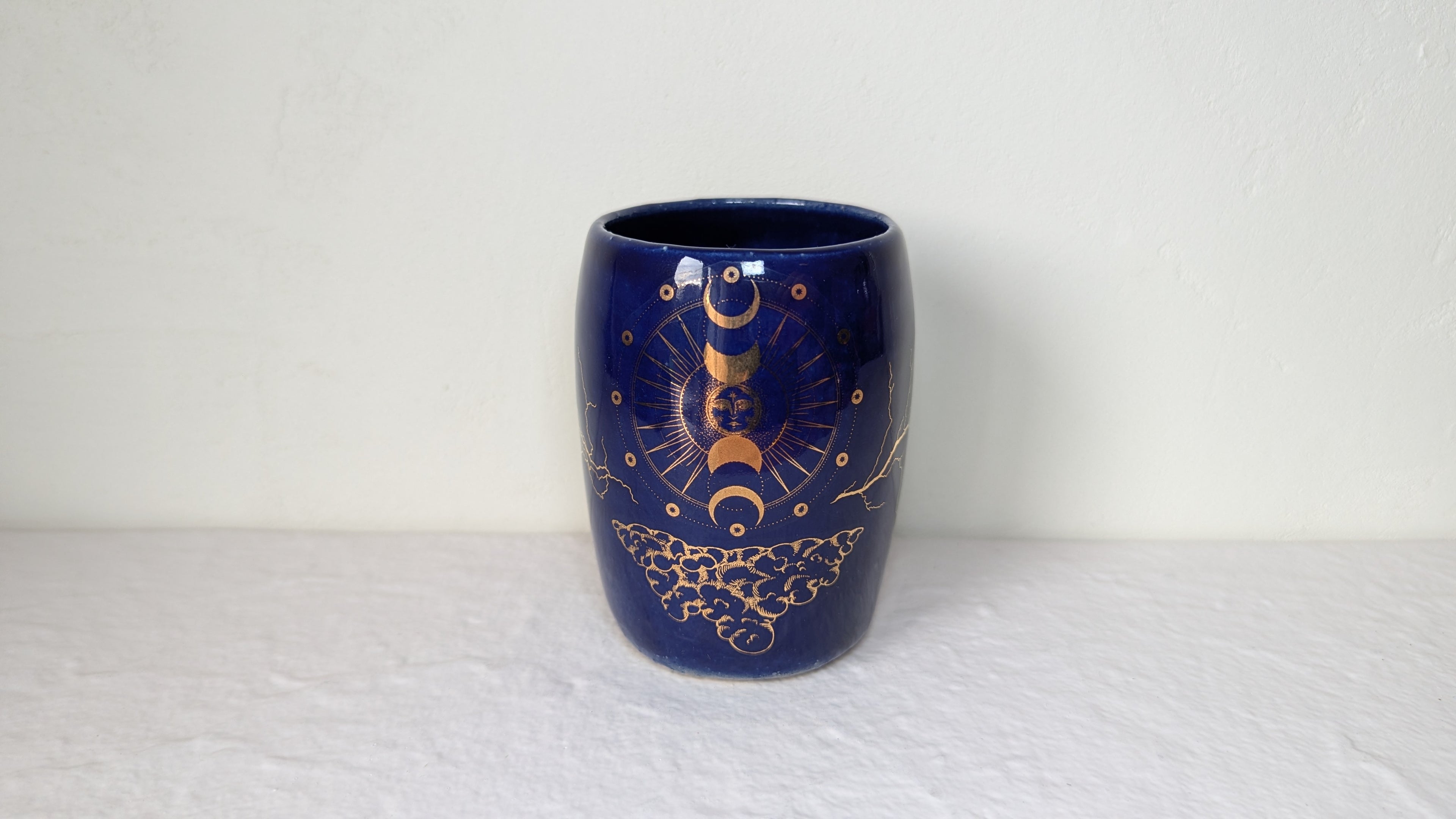 Tasse Soleil plaqué or véritable