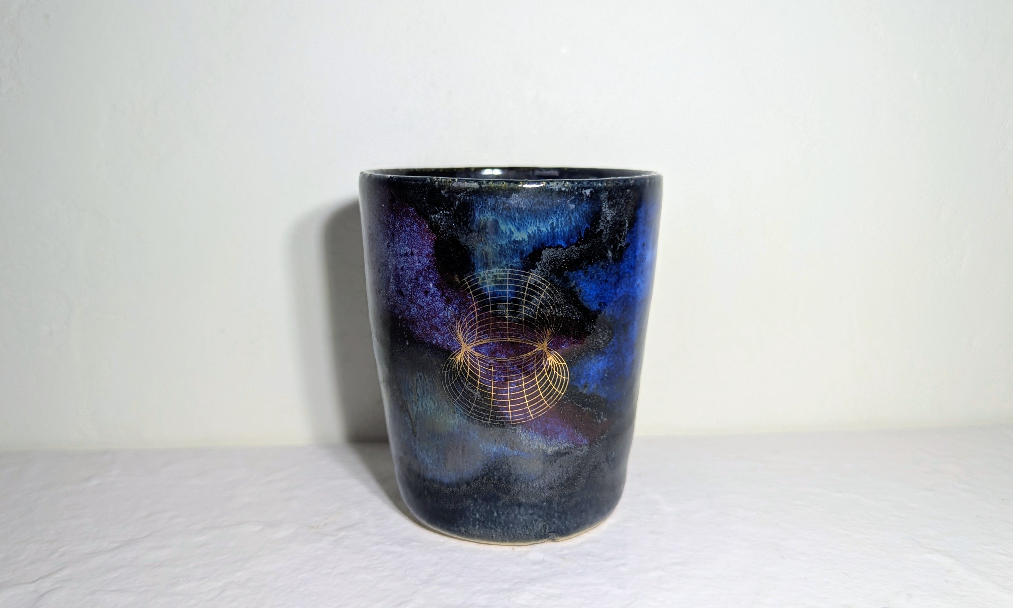 Tasse Universe 3 plaqué or