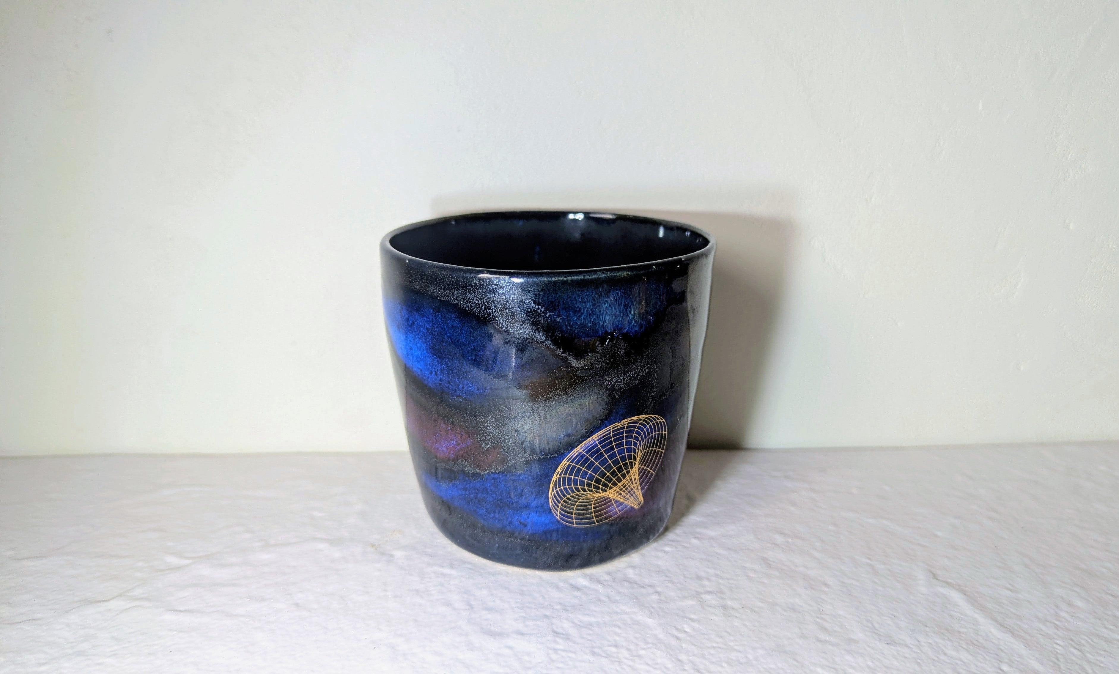 Grande tasse Universe 2 plaqué or