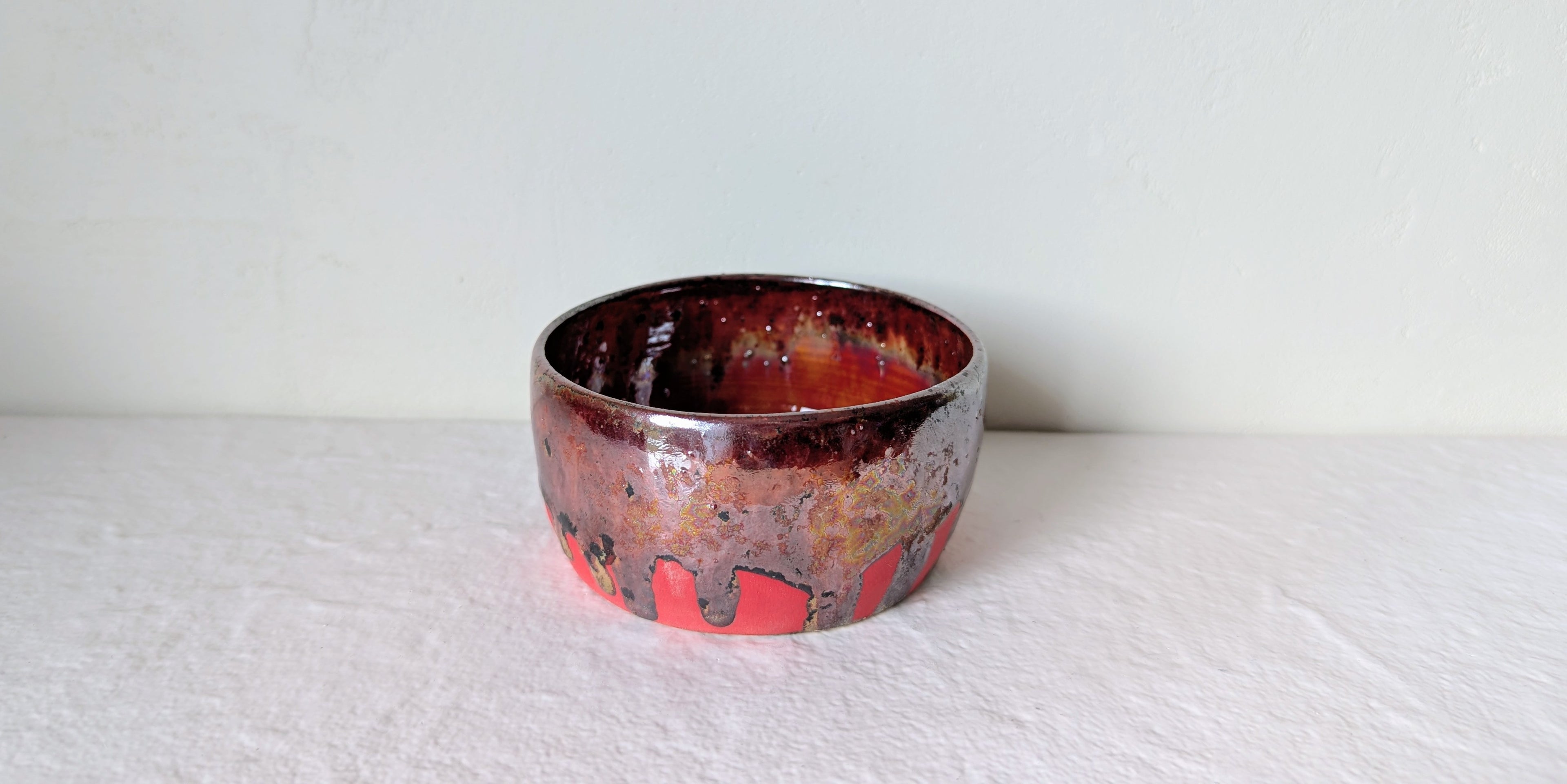 Petite coupelle rouge métallisée